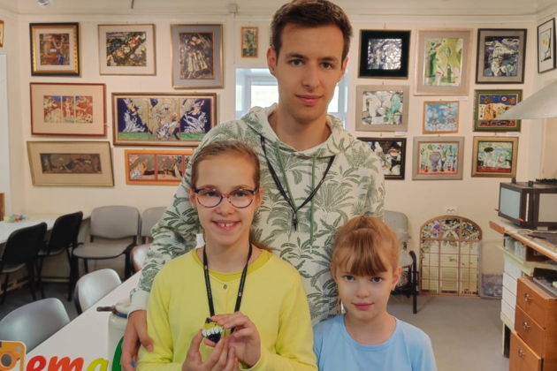 Фото экскурсии - Создай свой кулон в технике горячей эмали на мастер-классе - 6