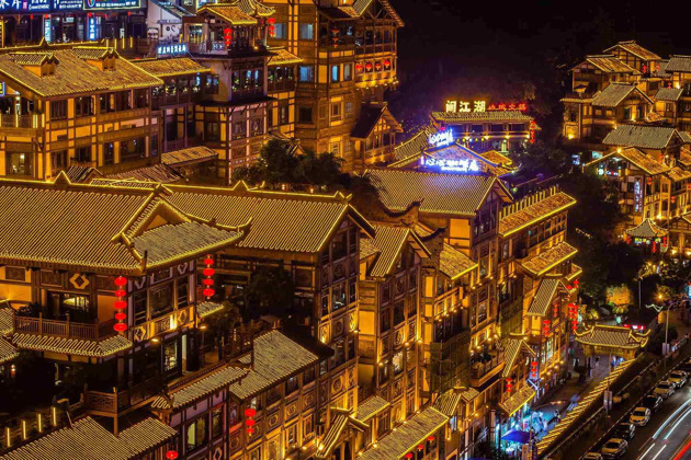 Фото - экскурсия: Чунцин 2088: Прогулка по городу будущего