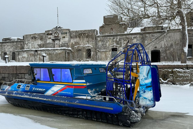 Фото - экскурсия: Аэролодка до маяка Толбухин из Кронштадта