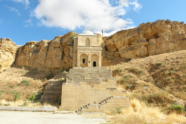 Фото - экскурсия: Путешествие в историю Гобустана и загадки Апшерона (обед включен)