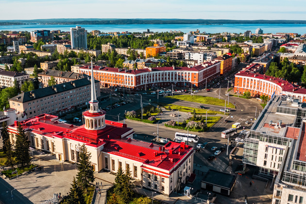 Петрозаводск и его окрестности: чертов стул, песчаный берег и загадочный шунгит