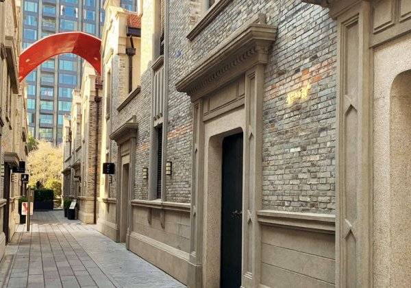 Прогулка вдоль реки Сучжоу: Бунд, мост Вайбайду и скрытые переулки - фото 3