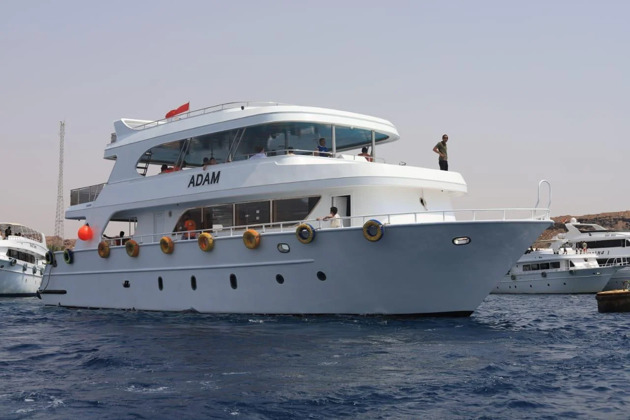 Фото - экскурсия: VIP-экскурсия на трехпалубной яхте к острову Рас-Мухаммед и Белому острову, известному как Египетские Мальдивы