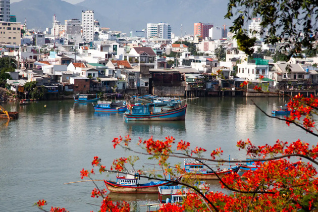 Фото - экскурсия: Исследуем Нячанг за 4 часа: поездка на байке с местным гидом