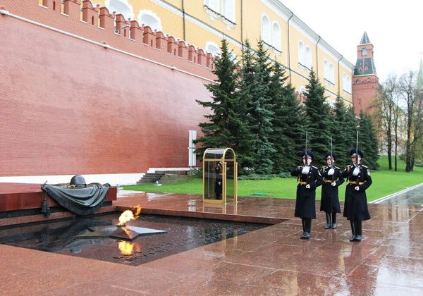 Красная площадь и Александровский сад: прогулка с гидом - фото 4