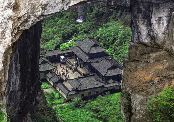 Чунцин — Wulong: Карстовые ландшафты и «Три моста» - фото 1