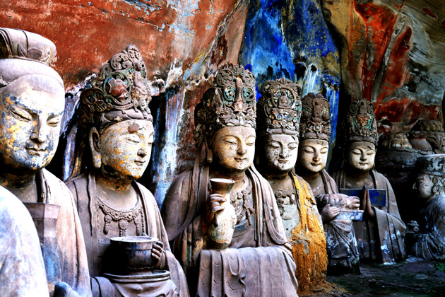 Фото - экскурсия: Уникальные пещерные рельефы Дацзу в Чунцине как объект всемирного наследия ЮНЕСКО