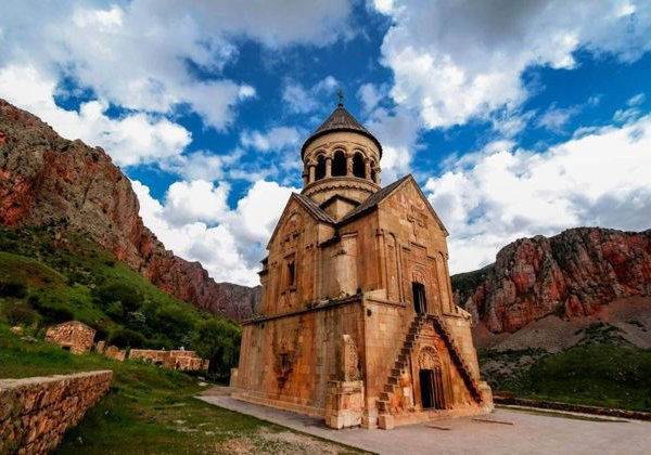 Армянский Марс: джип-тур в Гнишик и монастырь Нораванк - фото 4