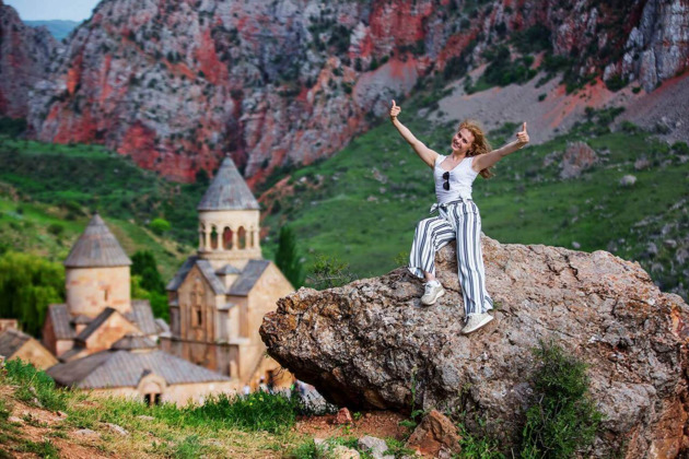 Фото - экскурсия: Джип-тур к монастырю Нораванк и каньону Гнишик на армянском Марсе