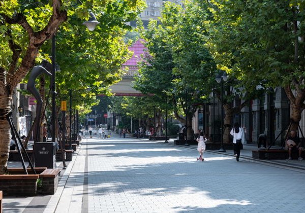 Baixiang Street в Чунцине: торговое сердце старого города - фото 2