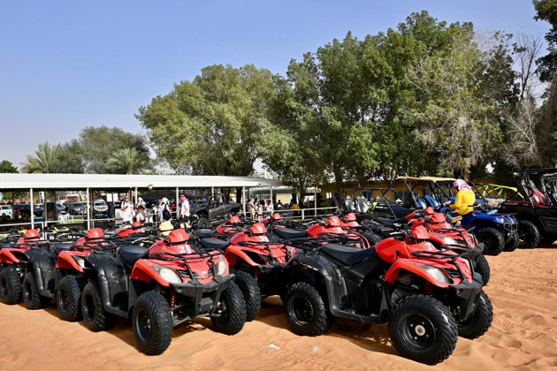 Фото - экскурсия: Сафари на квадроциклах по пустыне из Аджмана с ужином и вечерним шоу в лагере