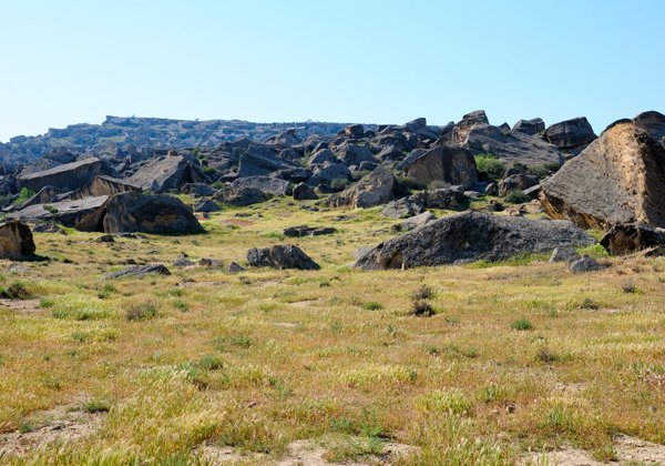 Экскурсия на Гобустанские скалы