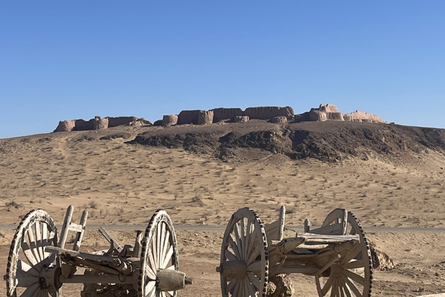 Фото - экскурсия: Пустынные крепости из Хивы