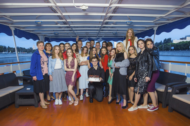 Фото - экскурсия: Вечерний выпускной на поезде Муз-экспресс с ужином и диджейским сетом