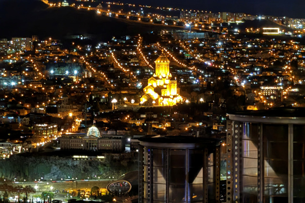 Фото - экскурсия: Ночная прогулка по Тбилиси от начала до конца