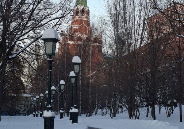 Столица начинается здесь — прогулка по Александровскому саду - фото 2