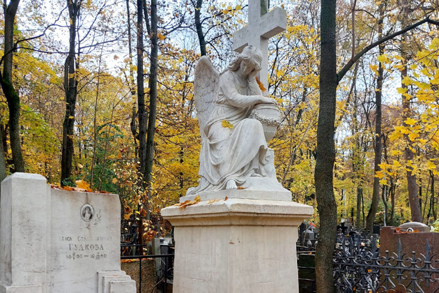 Фото - экскурсия: Московская книга судеб - загадки и предания Введенского некрополя