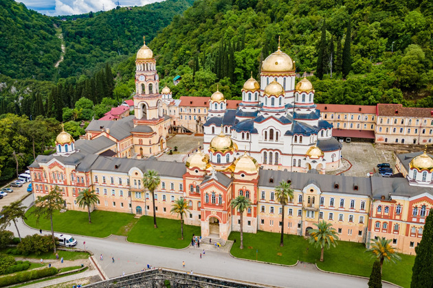 Фото - экскурсия: Путешествие по Абхазии от горных вершин до морского побережья