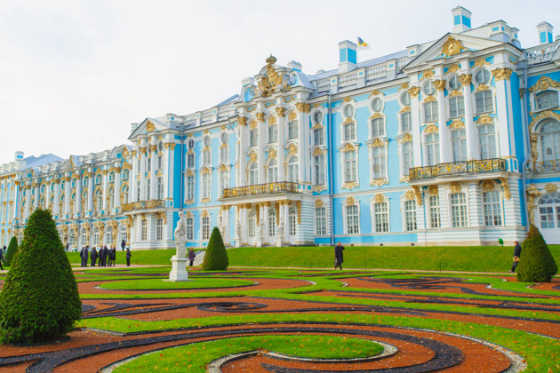 Автобусный тур в Пушкин с посещением Екатерининского дворца и Янтарной комнаты