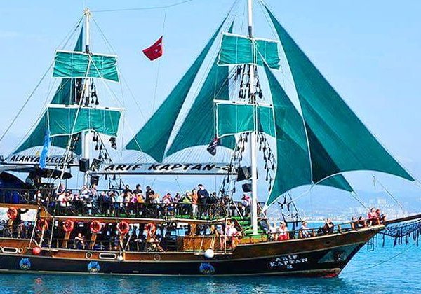 Пиратская яхта — морской круиз в Мерсине - фото 2
