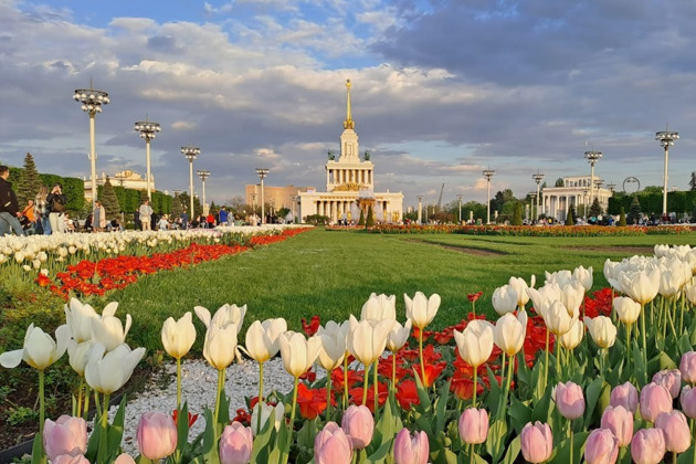 Фото - экскурсия: ВДНХ - место радости и великолепия с триумфальной архитектурой