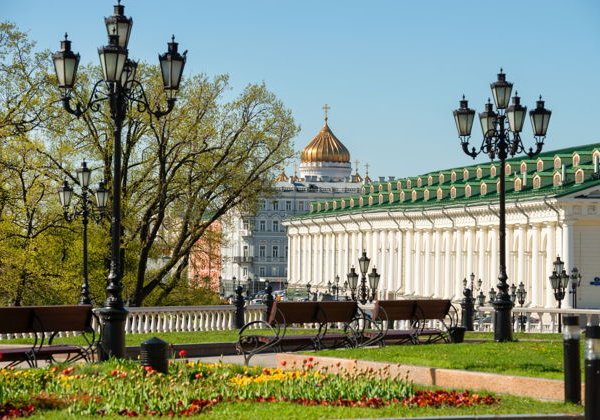Путешествие от подземных тайн к звёздам Кремля - фото 1