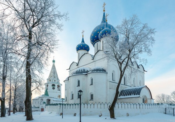 Откройте Суздаль: белокаменные храмы и секреты колокольного звона