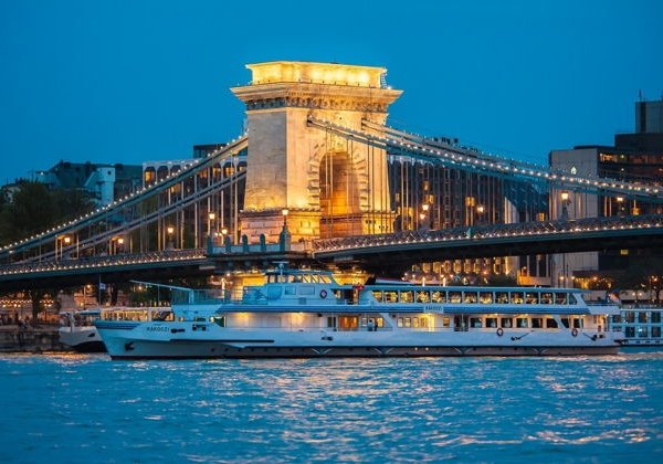 Круиз по Дунаю и напитки без органичений - фото 3