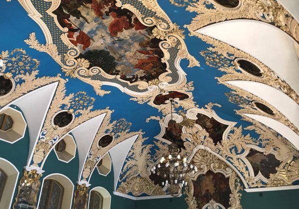 Кольцевая линия — дорога без начала и конца. Экскурсия по станциям метро