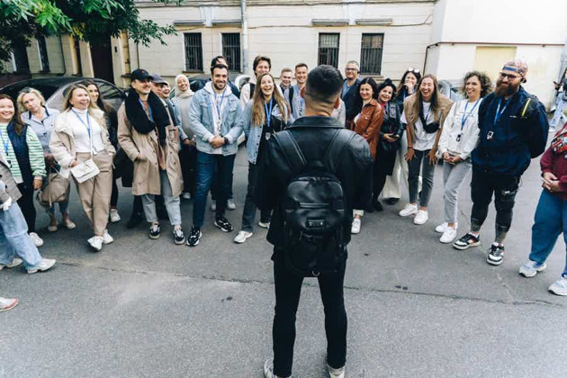 Стендап-прогулка по Петербургу