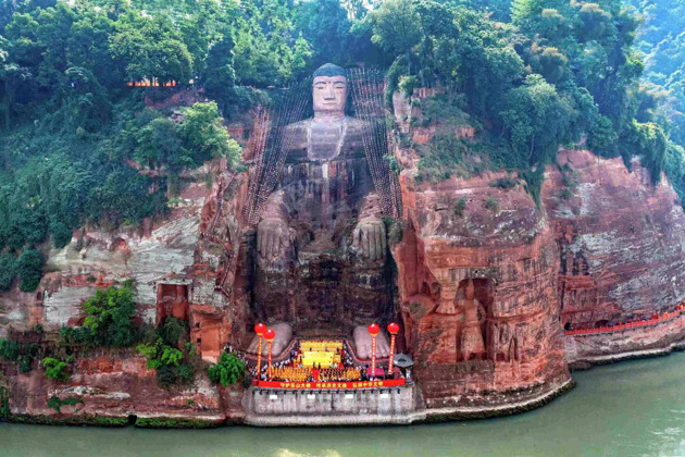 Фото - экскурсия: Однодневный тур к гигантской статуе Будды и старинному поселению Хуанлунси