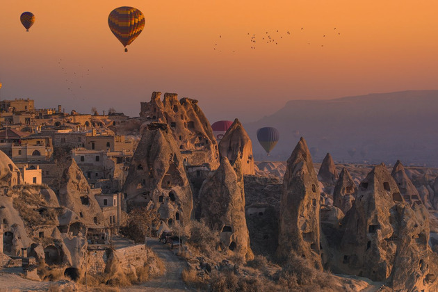 Волшебная Каппадокия на два дня из Сиде с проживанием в пещерном отеле