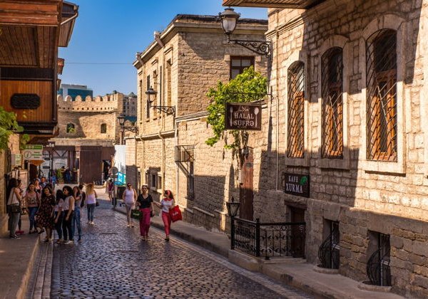 Экскурсия по Баку: старый город и современные достопримечательности  - фото 1