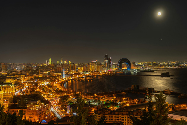 Фото - экскурсия: Пешеходная экскурсия по древнему и современному Баку