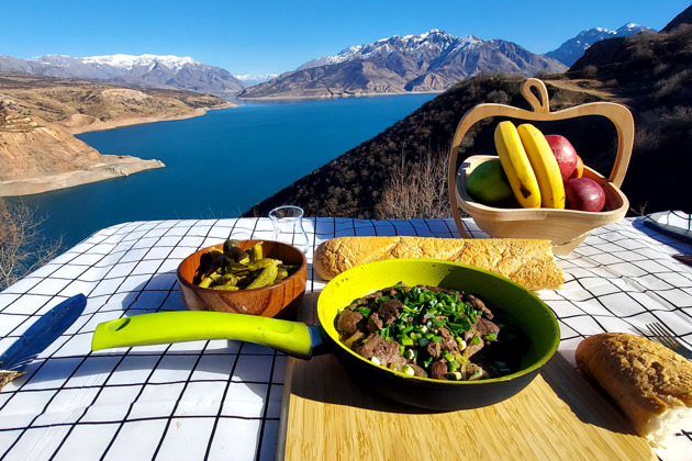 Фото - экскурсия: Кулинарный мастер-класс на природе: учимся готовить плов у подножия гор