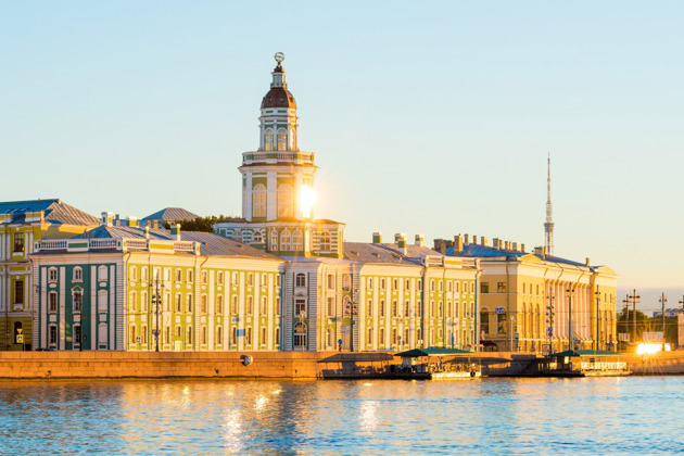 Обзорная экскурсия с посещением Кунсткамеры и входными билетами