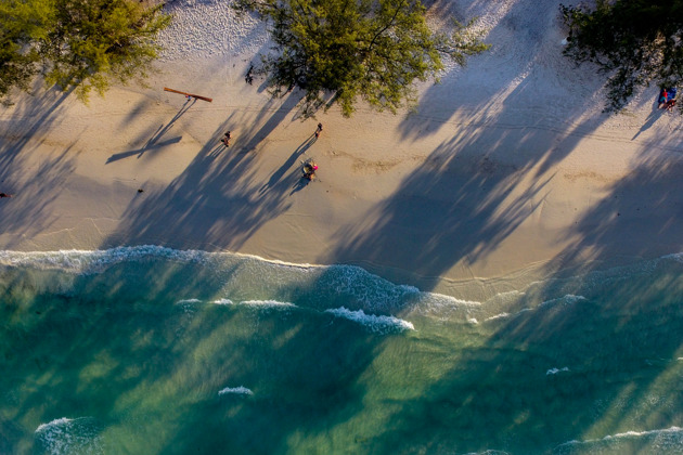Фото - экскурсия: Уединенный пляжный отдых с ночным звездопадом и обедом на водной глади