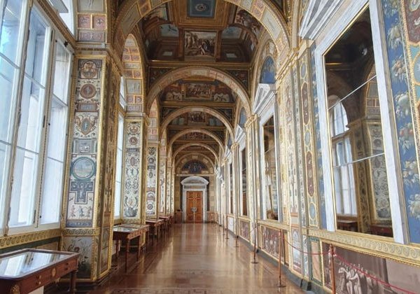 Увидеть главные шедевры Эрмитажа с профессиональным гидом - фото 2