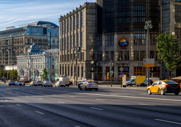 Тверская: от балерины к маршалу Победы — авторская экскурсия в мини-группе