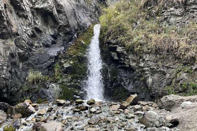 Фото - экскурсия: Тур из Алматы к горячим источникам Алмарасан и водопаду Аюсай