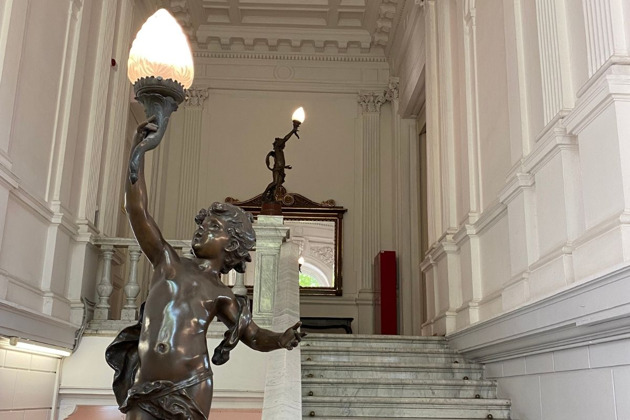 Прогулка по особняку Пономарева с осмотром внутренних помещений