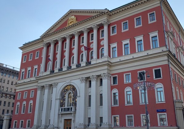 «Как передвигали дома на Тверской» — авторская экскурсия