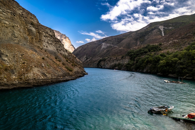 Эксклюзивный тур по Сулакскому каньону, пещере Нохъо и бархану Сарыкум с полным сервисом