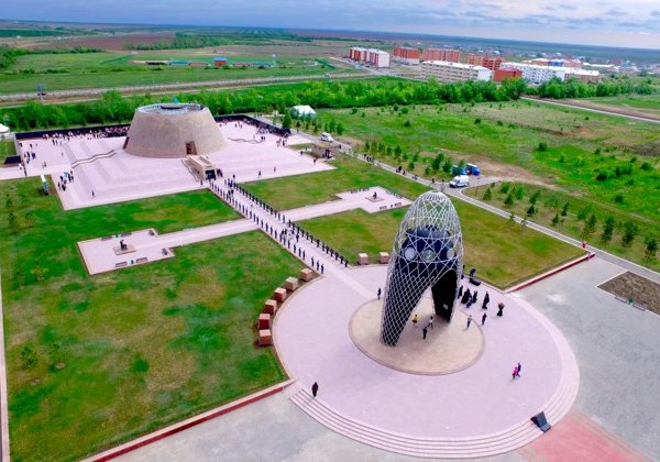 Из Астаны едем в музей политических репрессий АЛЖИР