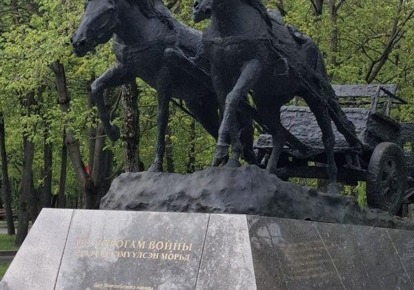 Поклонная гора. Война глазами альпиниста - фото 2