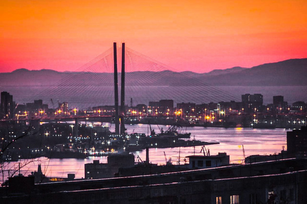 Вечерняя иллюминация Владивостока