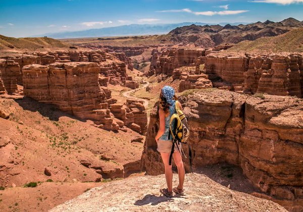 Тур в мини-группе на озеро Кольсай, Черный и Чарынский каньоны - фото 2