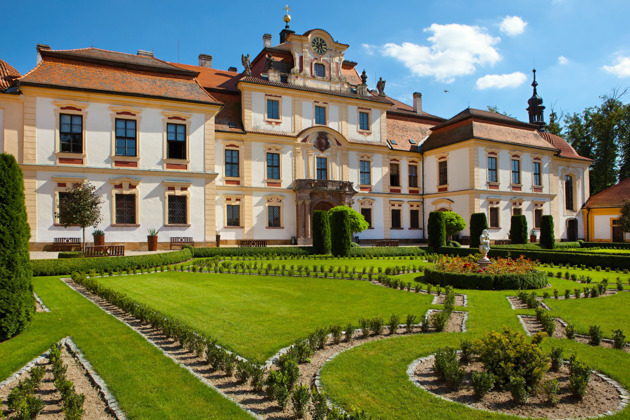 Экскурсия в замок Емниште и на пивоварню Козел в небольшой группе