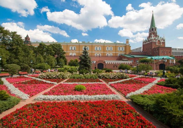 «Взламывая шифр города»: детская экскурсия-квест по Александровскому саду - фото 4