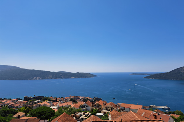 Прогулка по историческому центру Герцег-Нови